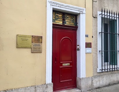 Docteur SANA Nacera, Dentiste à Pertuis