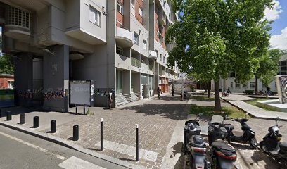 DOCTEUR Johana AMAR : CHIRURGIEN DENTISTE, Dentiste à La Courneuve