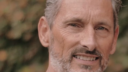 Dr Edouard DURUPT, Dentiste à Fontenay-le-Fleury