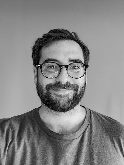 Dr Aurélien NAVEILHAN, Dentiste à Saint-Pierre-d'Irube