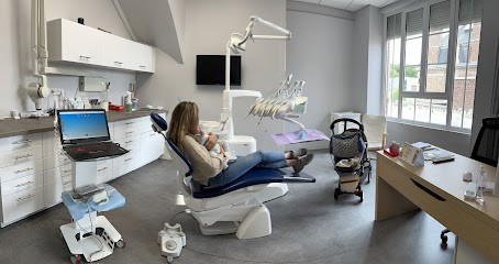 Dentaire Méru (Dr Cerrillo, Dr Diaz, Dr Recio, Dr Aguado, Dr Martinez), Dentiste à Méru
