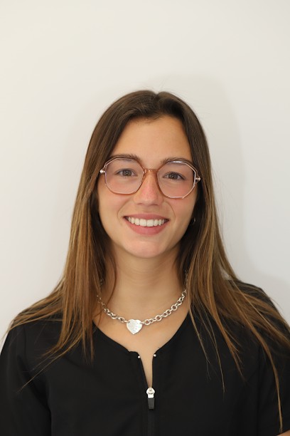 Dr Paula JIMENEZ, Dentiste à Neuilly-sur-Seine