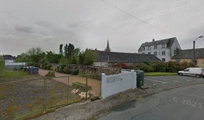 Dr Paulic Hubert, Dentiste à Pluméliau