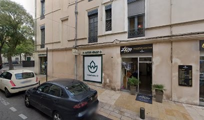 Domenech Trinché Anne, Dentiste à Nîmes