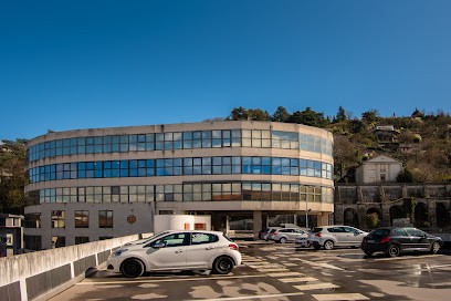 Romain CHALEIL, Dentiste à Vienne