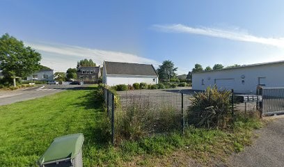 Loreal Anne, Dentiste à Guer