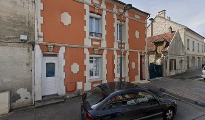 Nguyen Christine, Dentiste à Montataire