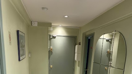 Docteur Paul Pugna, Dentiste à Poissy