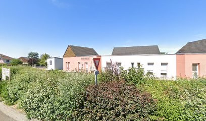 Fassinou Eliane, Dentiste à Saint-Georges-sur-Baulche