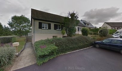 Villedieu Marie-Luce, Dentiste à Thaon