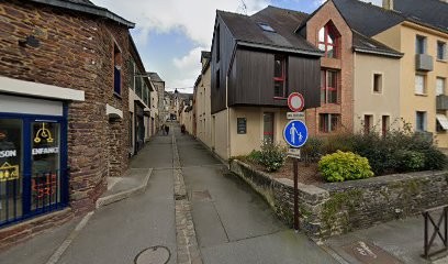 Societe de Chirurgie Dentaire Odonto GIR, Dentiste à Châteaugiron