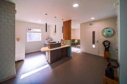 Cabinet PR15, Drs Rojat, Pichot, Clerget, Dentiste à Saint-Rambert-d'Albon