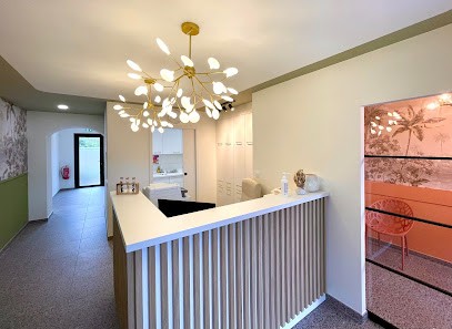 Dr Victoire Pattin & Dr Suzon Dapvril, Dentiste à Salomé