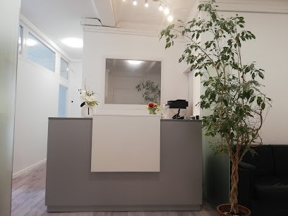 Cabinets Dentaires Benchetrit, Dentiste à Paris 09