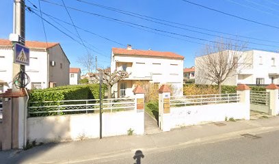 Dumas Frédéric, Dentiste à Nîmes