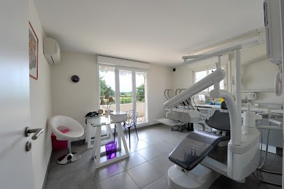 Dr. Cécile PRATS - Dentist, Dentiste à Cabestany