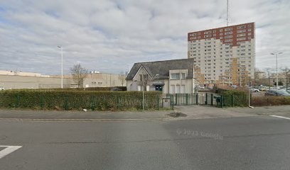 Kumbhar Nazir, Dentiste à Calais