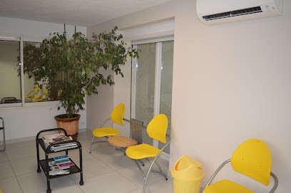 Docteur Martine Segarra, Dentiste à Pia