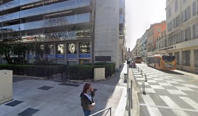 Dr Eve NAMAN, Dentiste à Nice