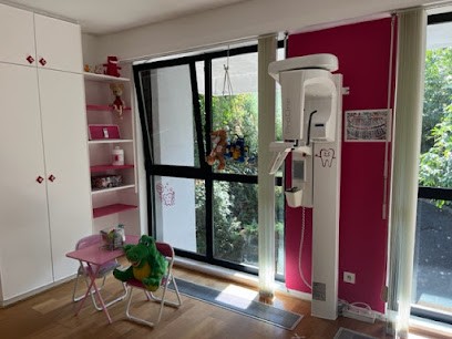 Helms-Montiage Marie, Dentiste à Strasbourg