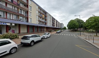 Raynaud Michel, Dentiste à Évreux