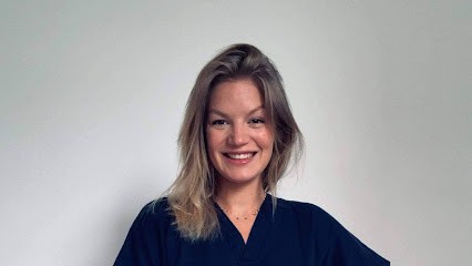 Dr Clotilde VASSEUR, Dentiste à Épernay