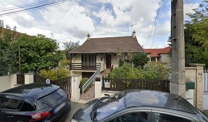 Brahimi Chérifa, Dentiste à Villejuif