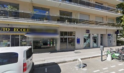 Raphael Perricard, Dentiste à Lyon 08