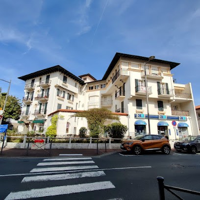 Bauret Anne-Marie, Dentiste à Hendaye
