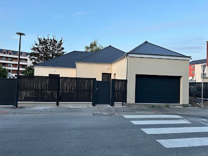 Saldana Christine, Dentiste à Ormes