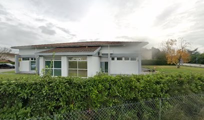 Dr Magnes renaud, Dentiste à Bon-Encontre