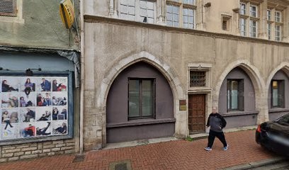 Dr. Béranger Bodereau (anciennement Gilles Montalbot), Dentiste à Pont-de-Veyle
