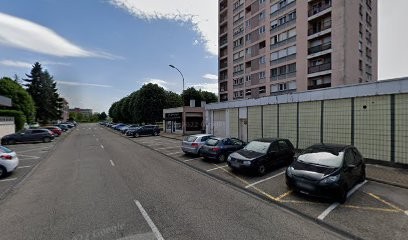 Petrowsky Jean-Michel, Dentiste à Sochaux