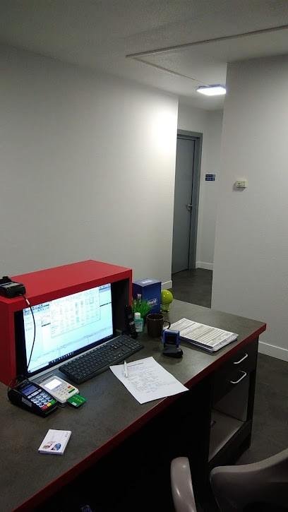 Docteur Iliès BEKKAR Chirurgien-Dentiste, Dentiste à Strasbourg