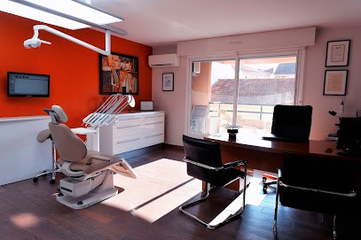 Dr Stephane LAVIGNE, Dentiste à Hyères