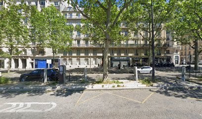 Jacques Bessade, Dentiste à Paris 17