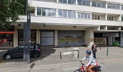 Yahiaoui Louenas, Dentiste à Choisy-le-Roi