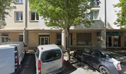 Do-cao Cuu, Dentiste à Saint-Pierre-du-Perray