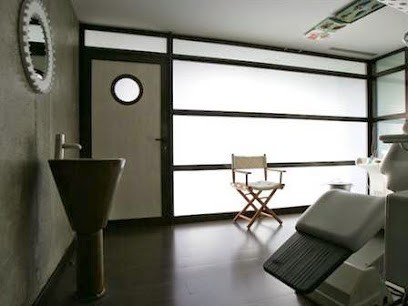 Dr. Jean-Marc Lartaud, Dentiste à Divonne-les-Bains