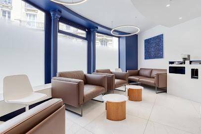 Dr Anneliese Stollmaier, Dentiste à Paris 08