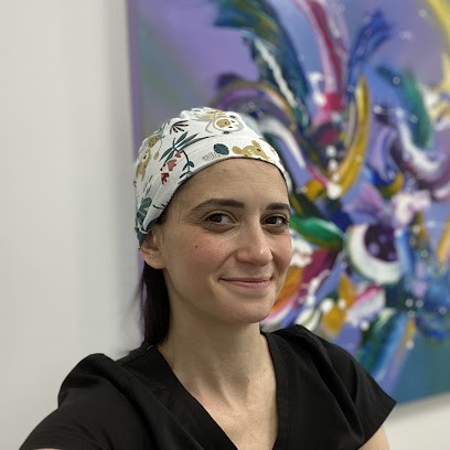 Docteur Kamila Ciffreo, Dentiste à Menton