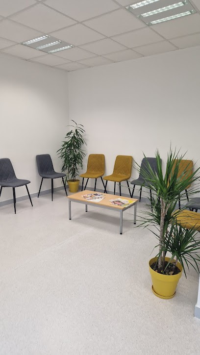 Dr EL KOULALI-BELKHIR Hasna Pratique réservée à l’orthodontie enfants et adultes, Dentiste à Juvisy-sur-Orge