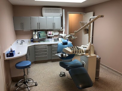 Dr Bouttier Philippe, Dentiste à Quincy-Voisins