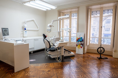 Dentiste - Dr Mehdi Zeitoun - Chirurgie Dentaire Et Esthétique Dentiste à Toulouse