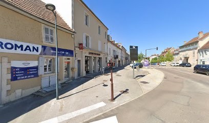 Laur Marie-Josée, Dentiste à Dole