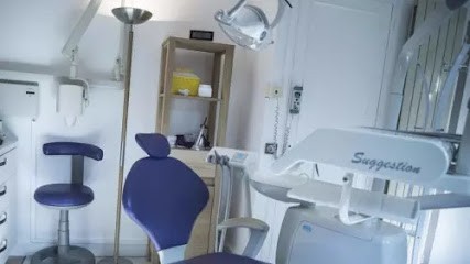 Dr Salim ZNIBER, Dentiste à Deuil-la-Barre