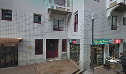 Tang Kim-Rin, Dentiste à Paris 13