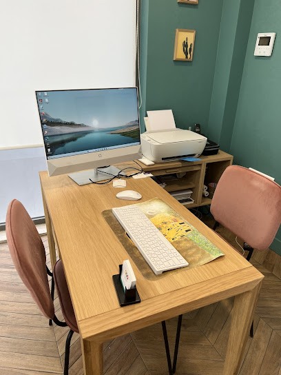 Dr Floriane Trebuchet, Dentiste à Paris 15