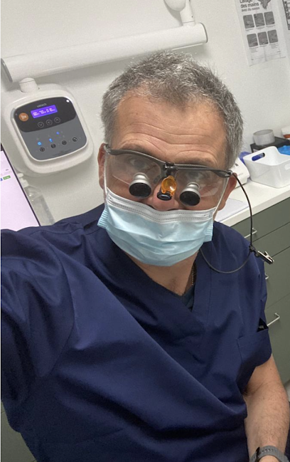Dr Smadja Michael - Chirurgien Dentiste Dentiste à Paris 18