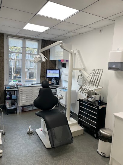 Dentiste - Docteur AMAR Cyril, Dentiste à Lyon 06